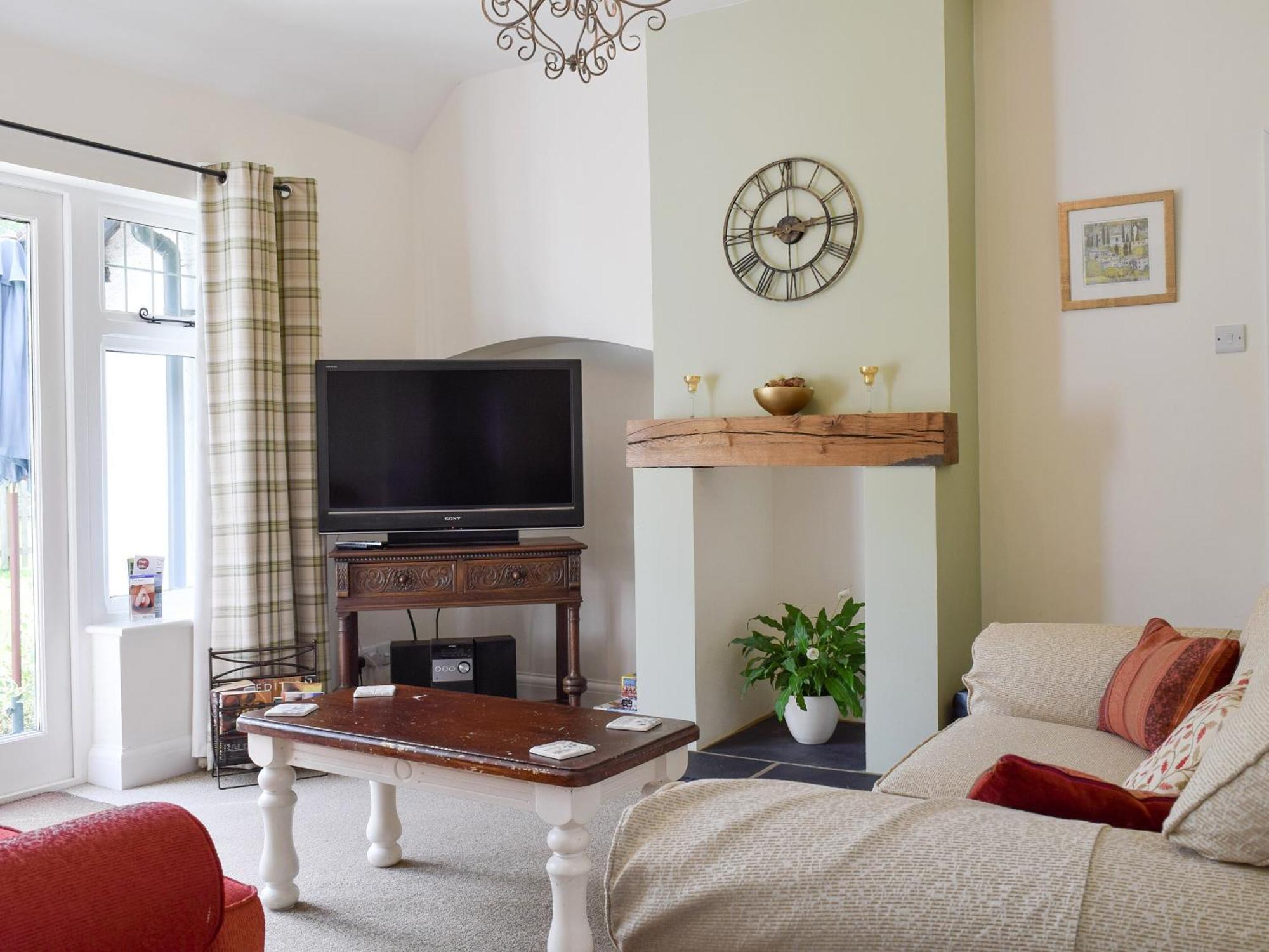 Kingshill Farm Cottage - 28270 เกรทมิสเซนเดน ภายนอก รูปภาพ